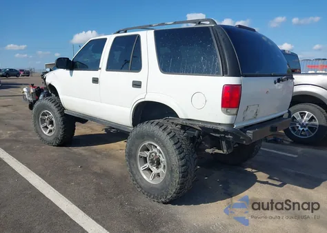 1999 Chevrolet Blazer Ls из США, поврежденный, VIN 1GNDT13W7XK201091